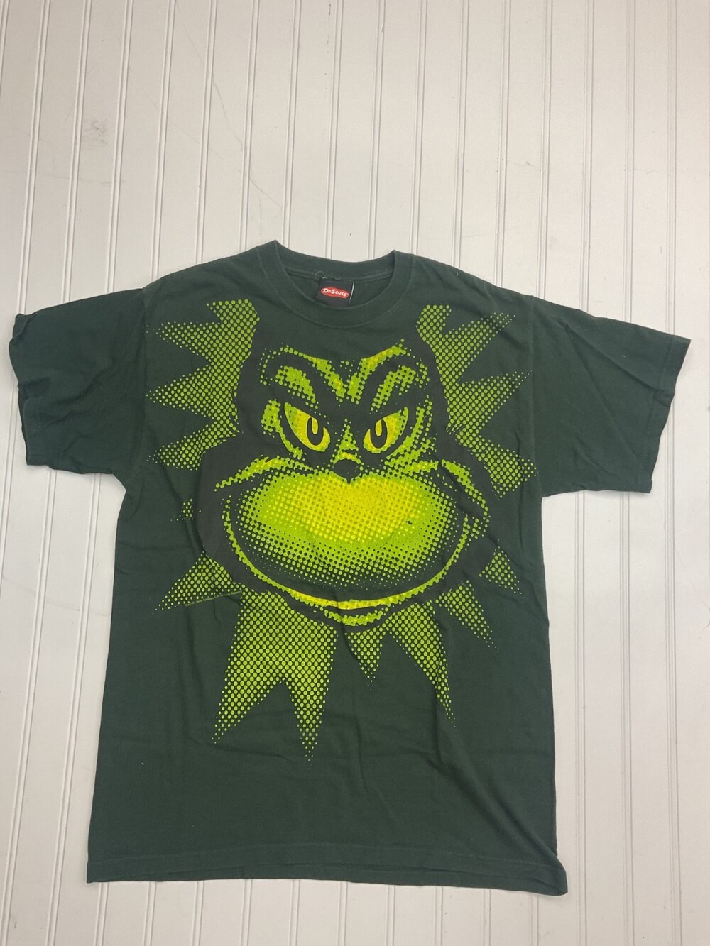Vintage 2001 Dr. Seuss Grinch How The Grinch Stole Christmas Graphic T-Shirt